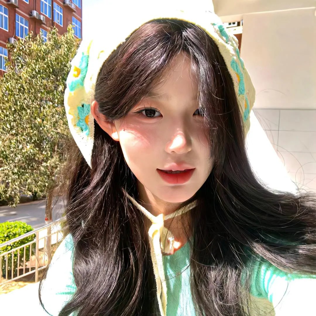 阳光女子合唱团海报